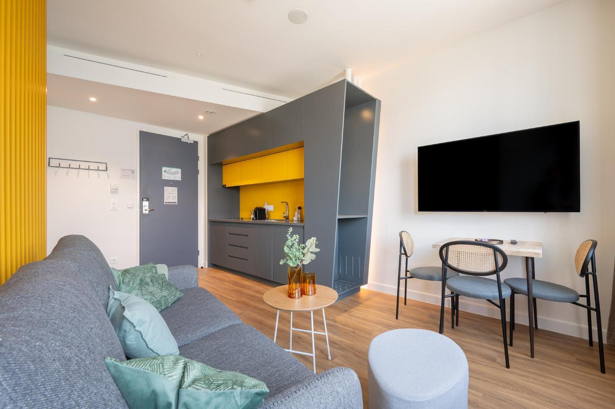 Limehome Amsterdam Gatwickstraat Zimmer foto